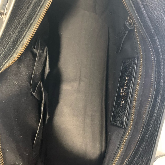 BALENCIAGA
Classic City AJ Graffiti-Print Satchel - Picture 7 of 8